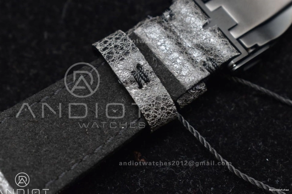 Best Leather A2824 on Heritage ZF Black Dark V Edition Strap Bezel Bay DLC ComfortFit Distressed 425 1:1 Black 0203